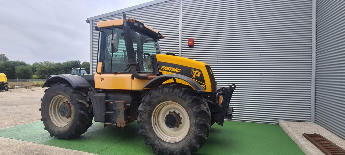 JCB FASTRAC 3185