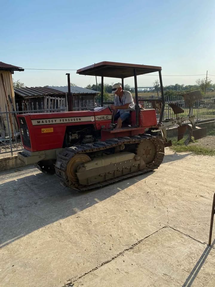 Massey Ferguson 194c