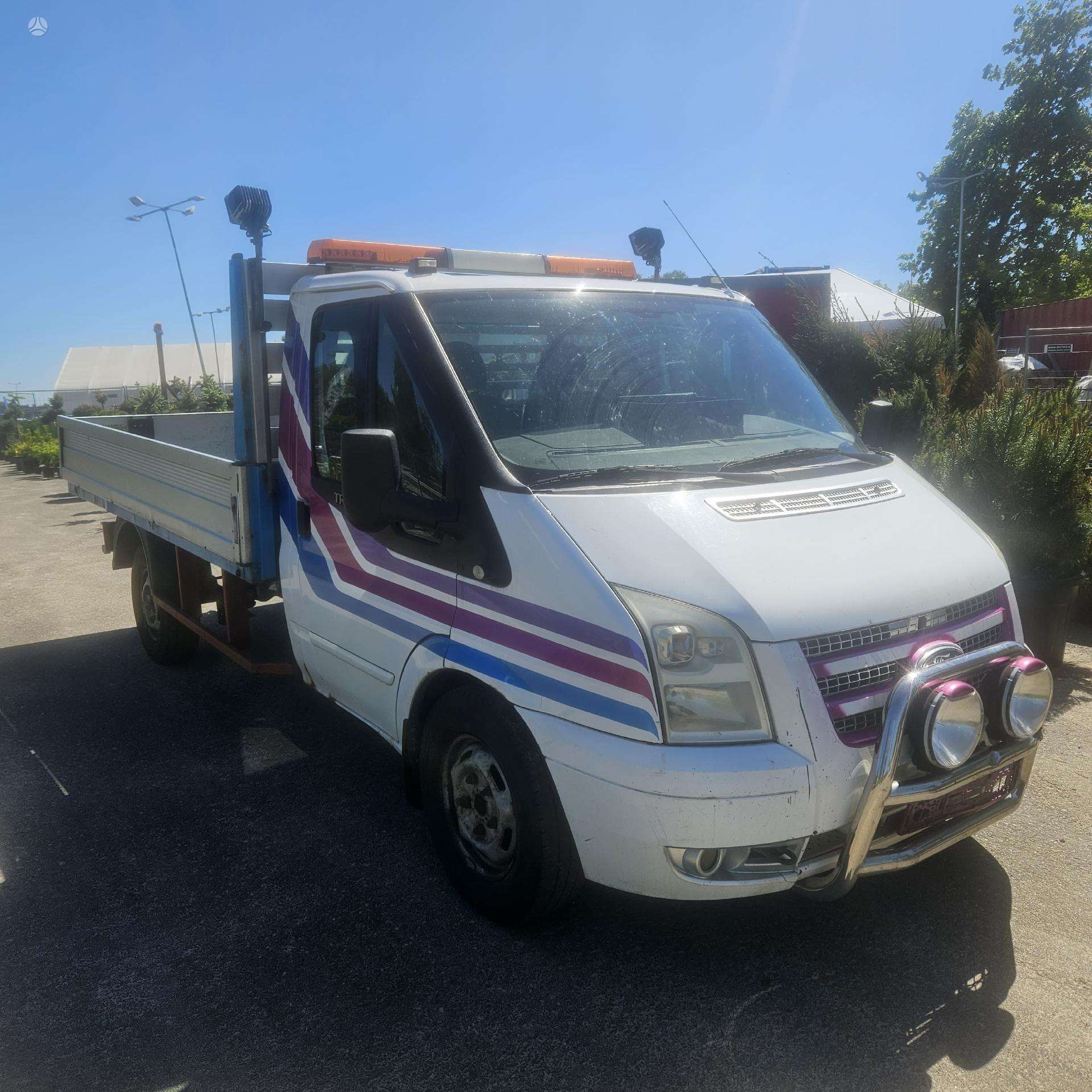 Ford Transit, 2.4 L